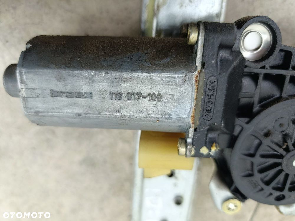 PODNOŚNIK SZYBY LEWY TYŁ MERCEDE ML W163 119017-100  9137041094  BOSCH - 2