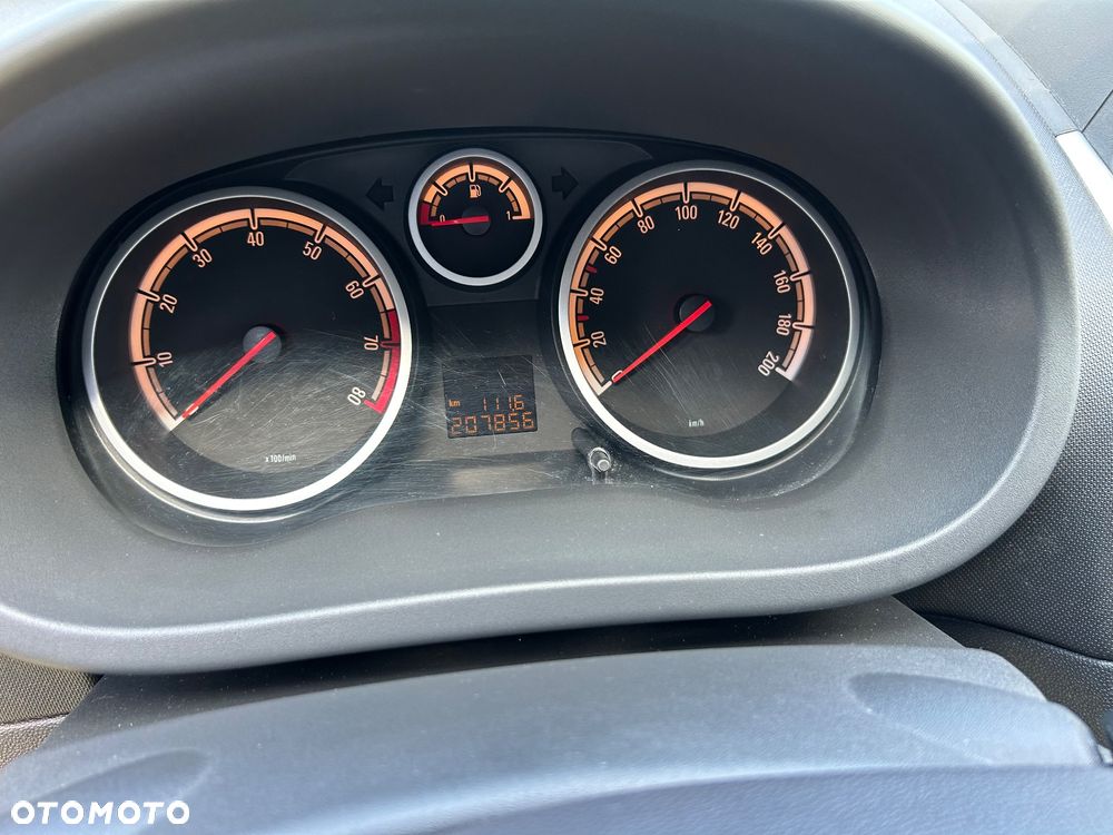 Opel Corsa 1.4 16V Active - 22