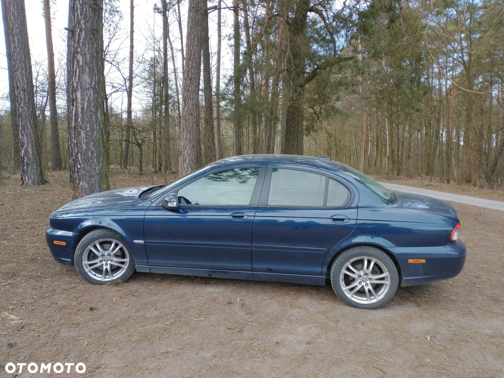 Jaguar X-Type 2.0 - 4