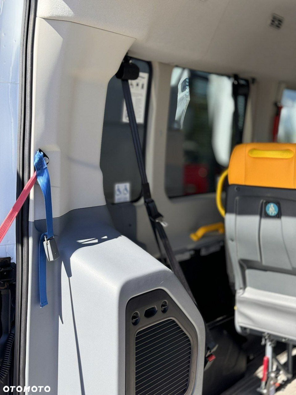 Ford Transit - 12