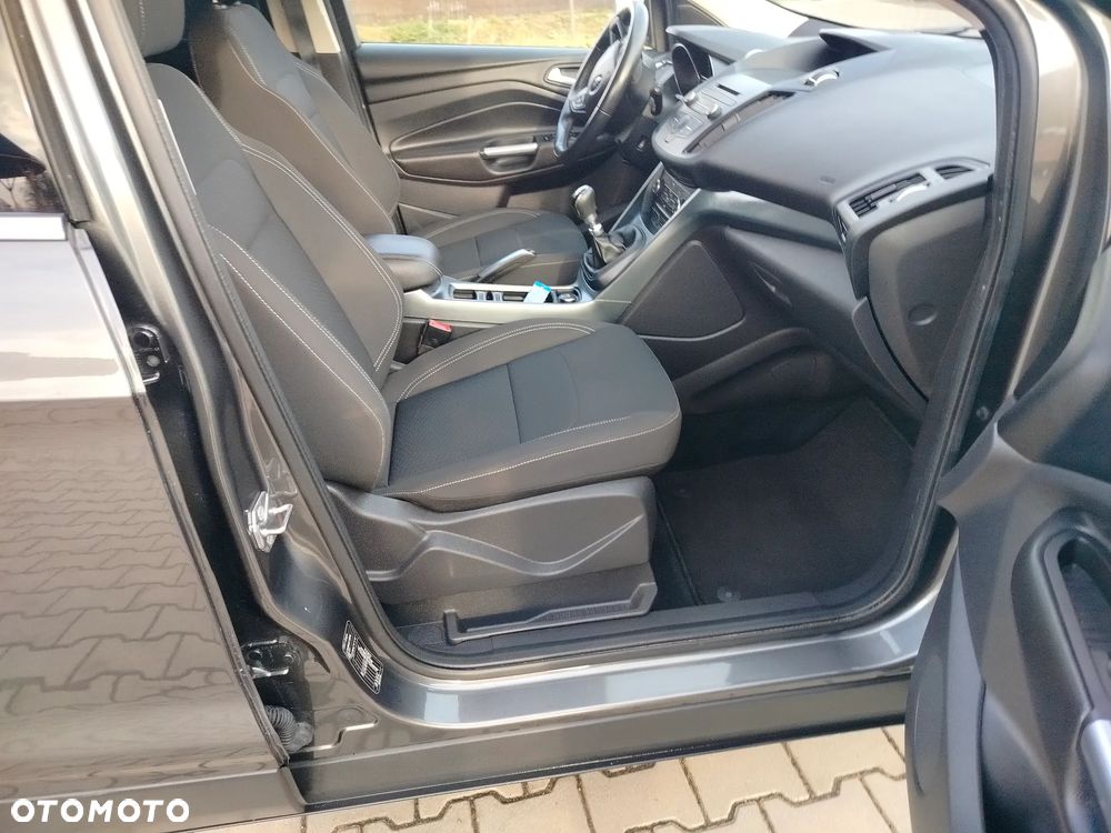 Ford Kuga 1.5 EcoBoost ACTIVE X - 18