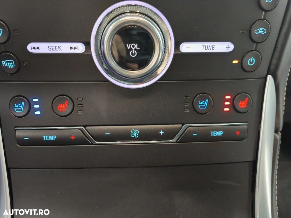 Ford Edge 2.0 TDCi Powershift Vignale - 25