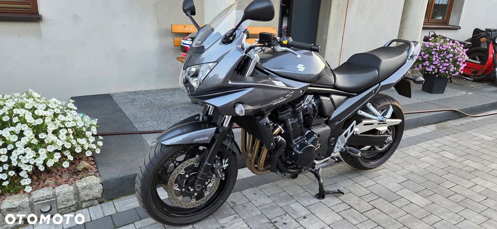 Suzuki Bandit - 2