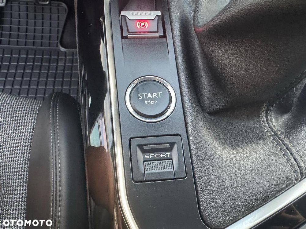 Peugeot 3008 HDi FAP 150 Premium - 21