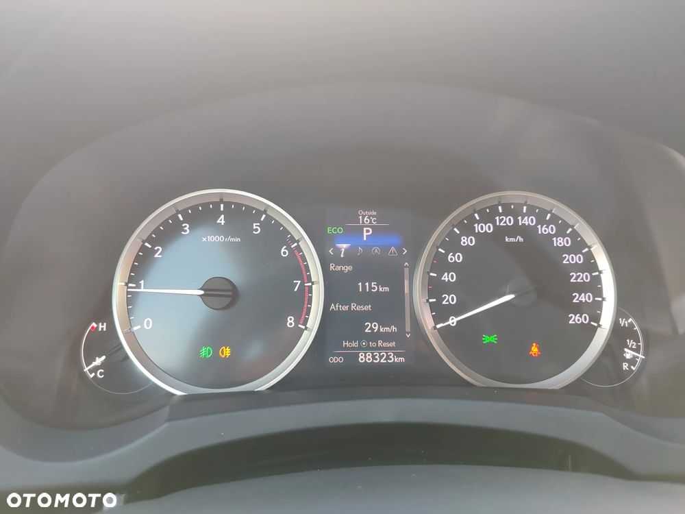 Lexus IS 200t Elite - 22