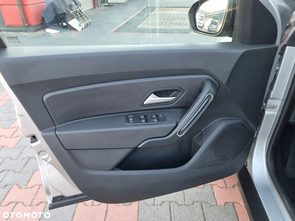 Dacia Duster 1.6 SCe Ambiance 4x4 S&S - 13