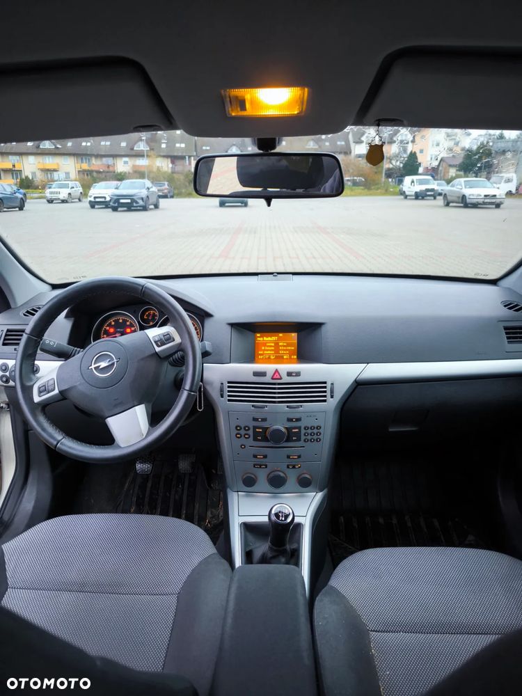 Opel Astra 1.4 - 7
