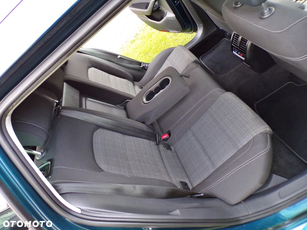 Volkswagen Passat Variant 2.0 TDI (BlueMotion Technology) Comfortline - 30