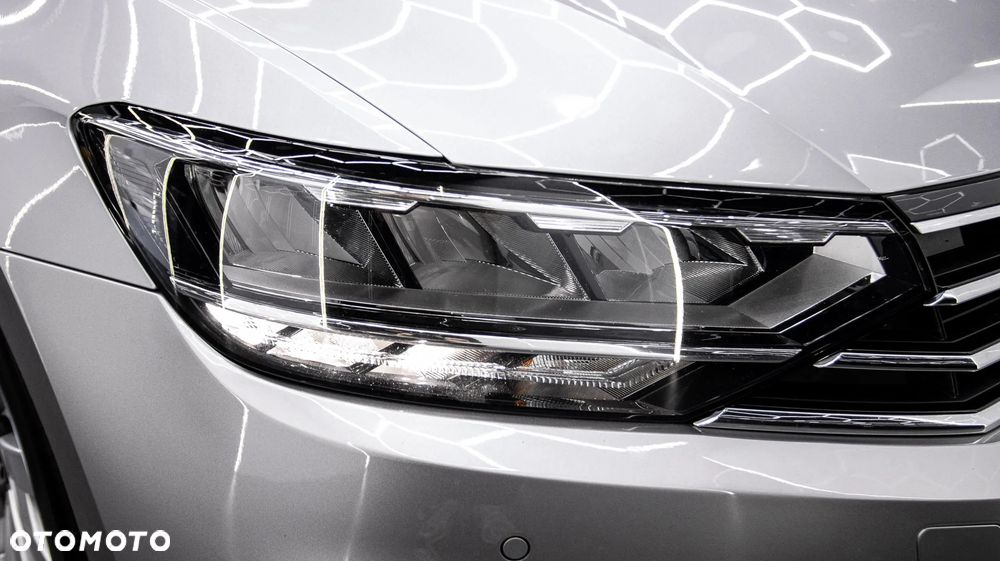 Volkswagen Passat Variant 1.5 TSI EVO Essence DSG - 9