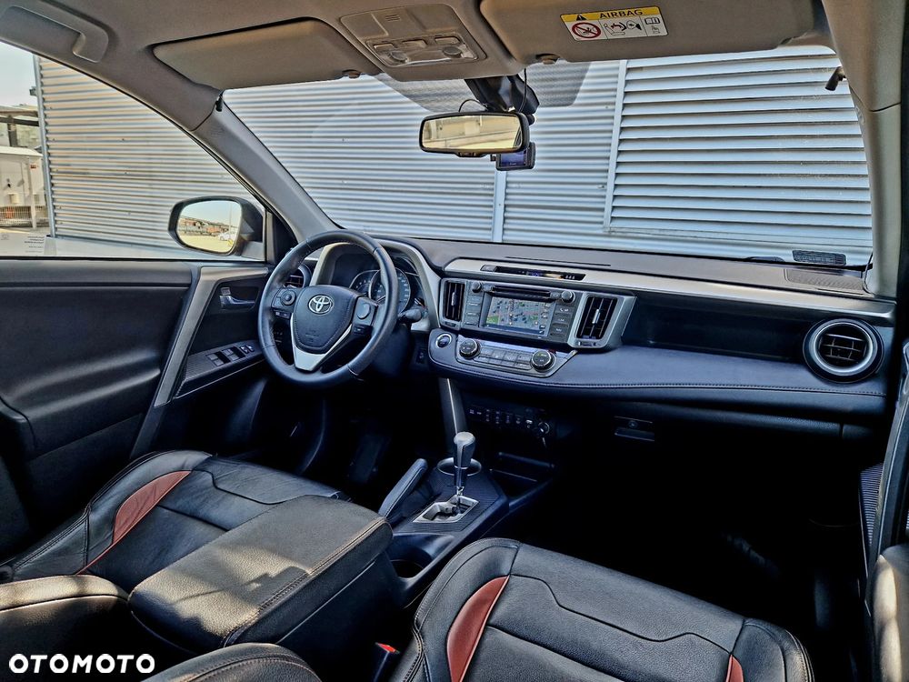 Toyota RAV4 2.2 D-CAT Prestige - 22