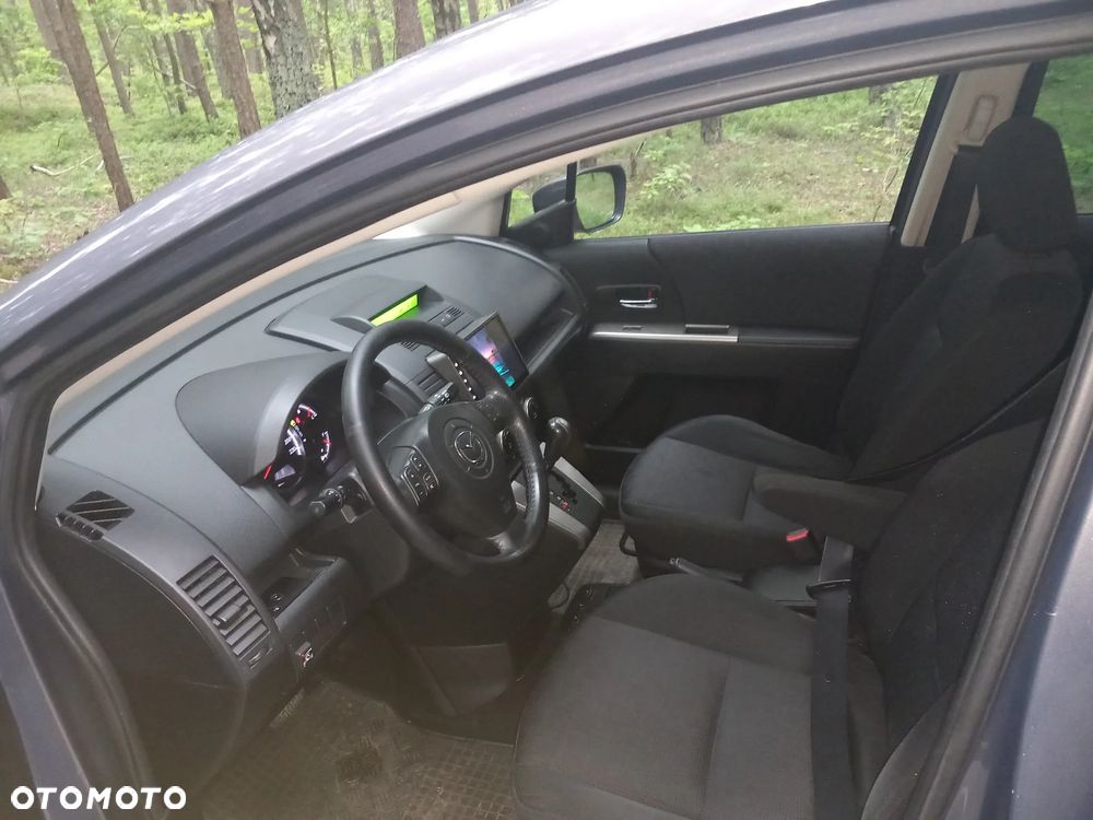 Mazda 5 - 9