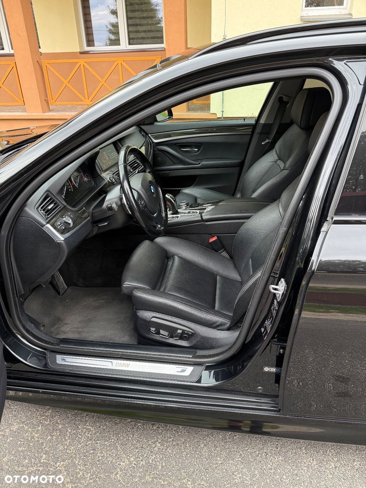 BMW Seria 5 535d - 35