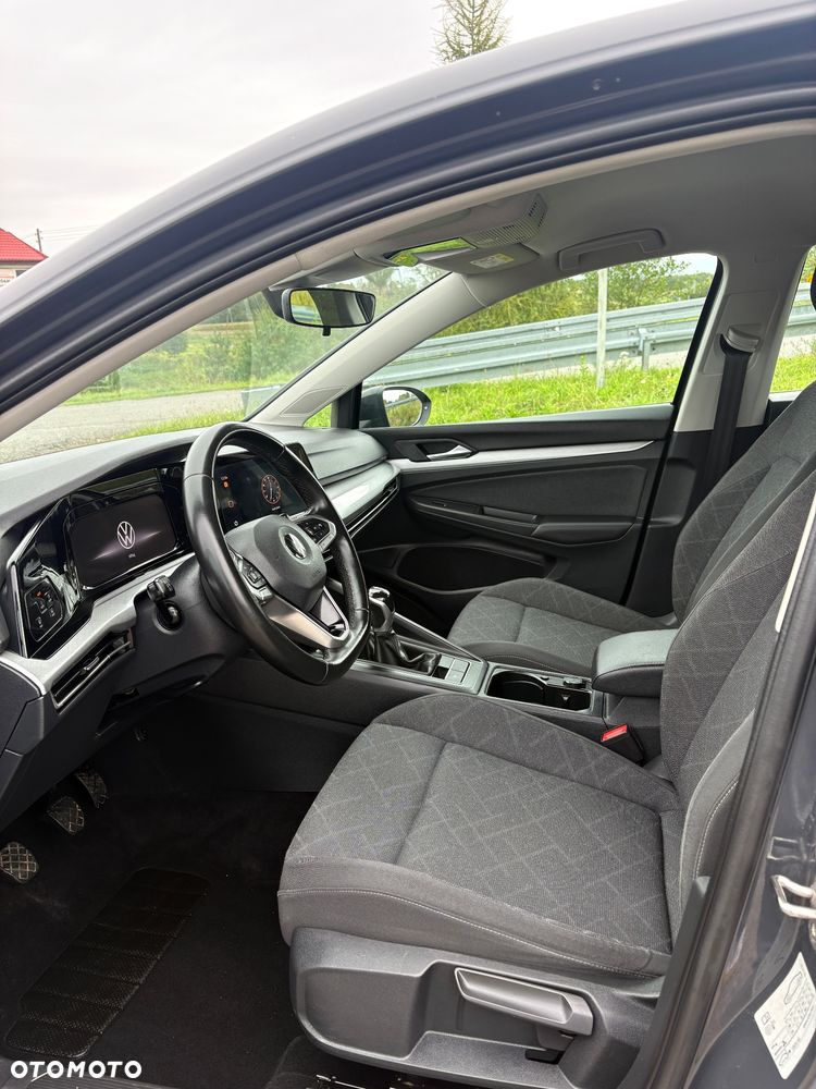 Volkswagen Golf 1.0 TSI OPF Active - 9