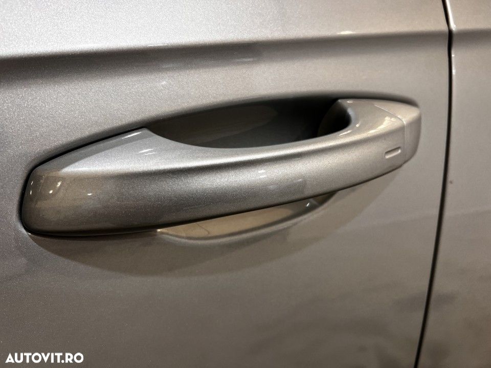 Volkswagen Touareg - 38