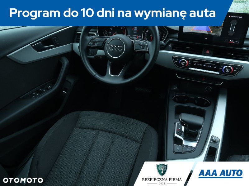 Audi A4 Limousine - 8