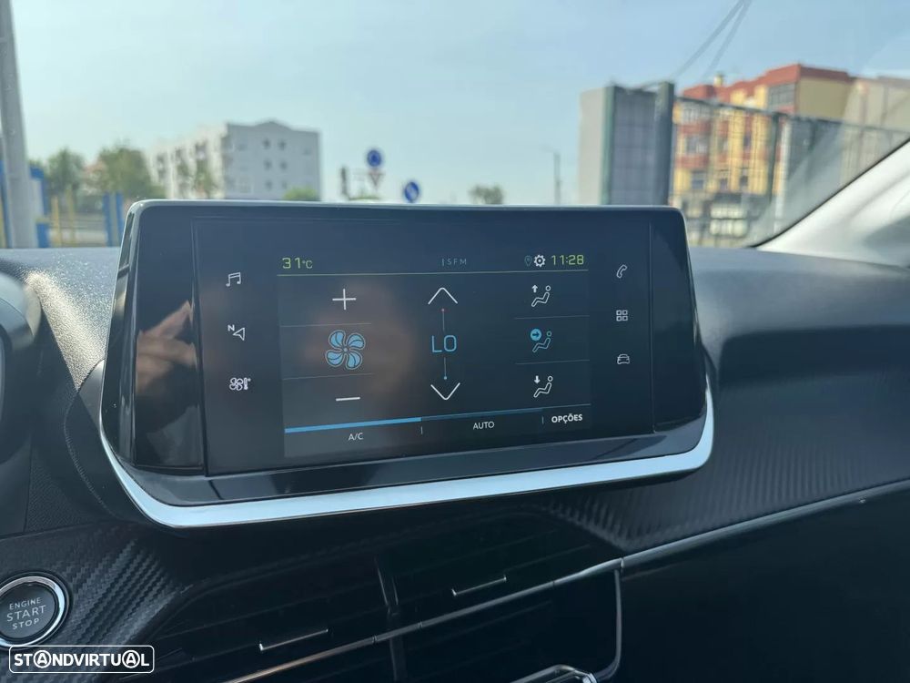 Peugeot e-208 50 kWh Allure - 15