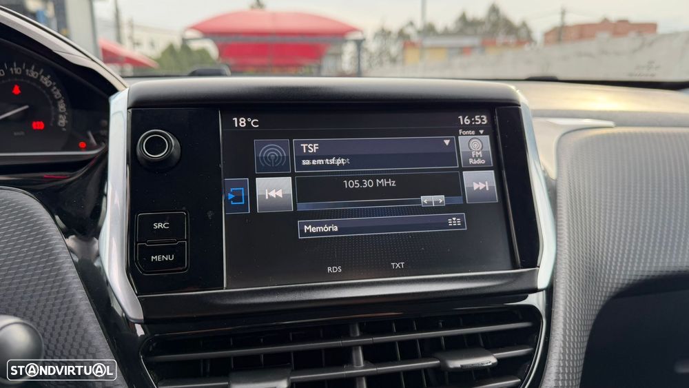 Peugeot 208 1.2 PureTech Style - 27