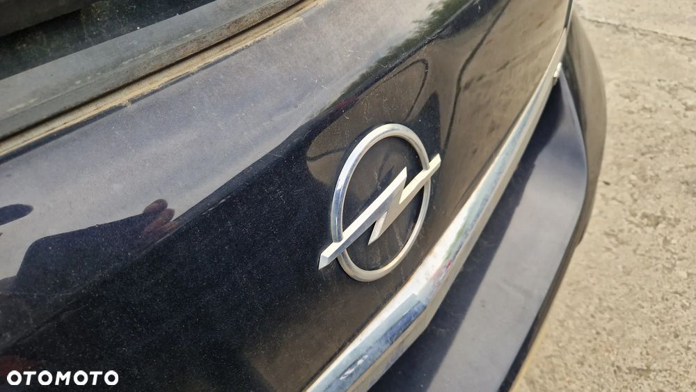 OPEL ASTRA H HB KLAPA TYŁ Z20R - 2