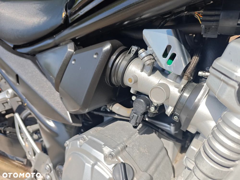 Suzuki Bandit - 11