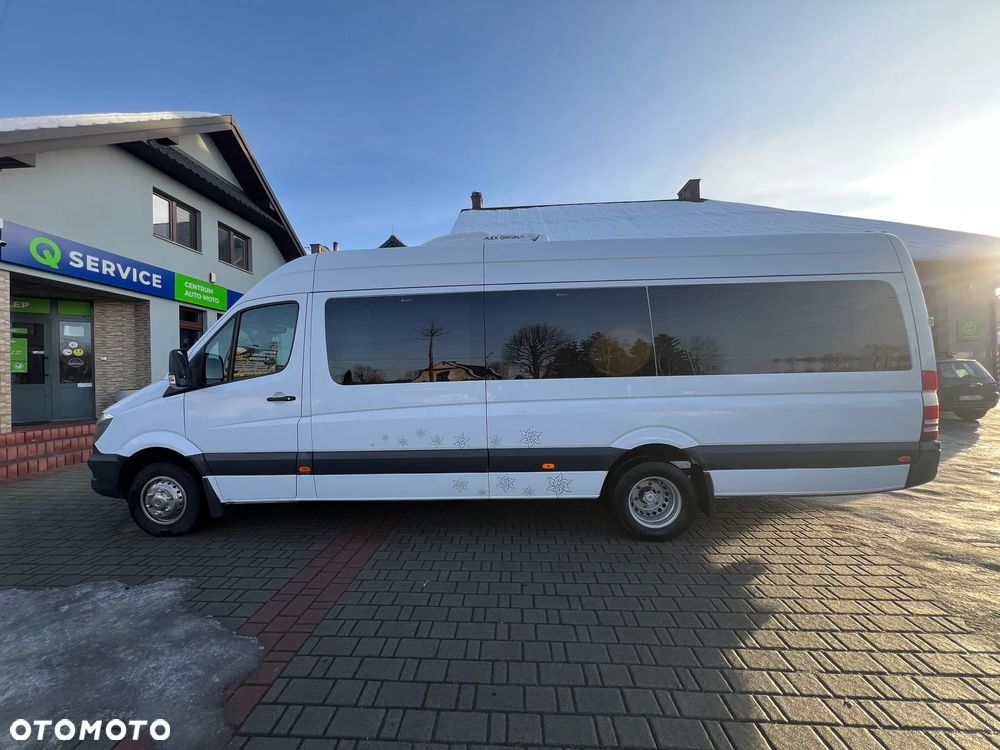 Mercedes-Benz Sprinter - 10