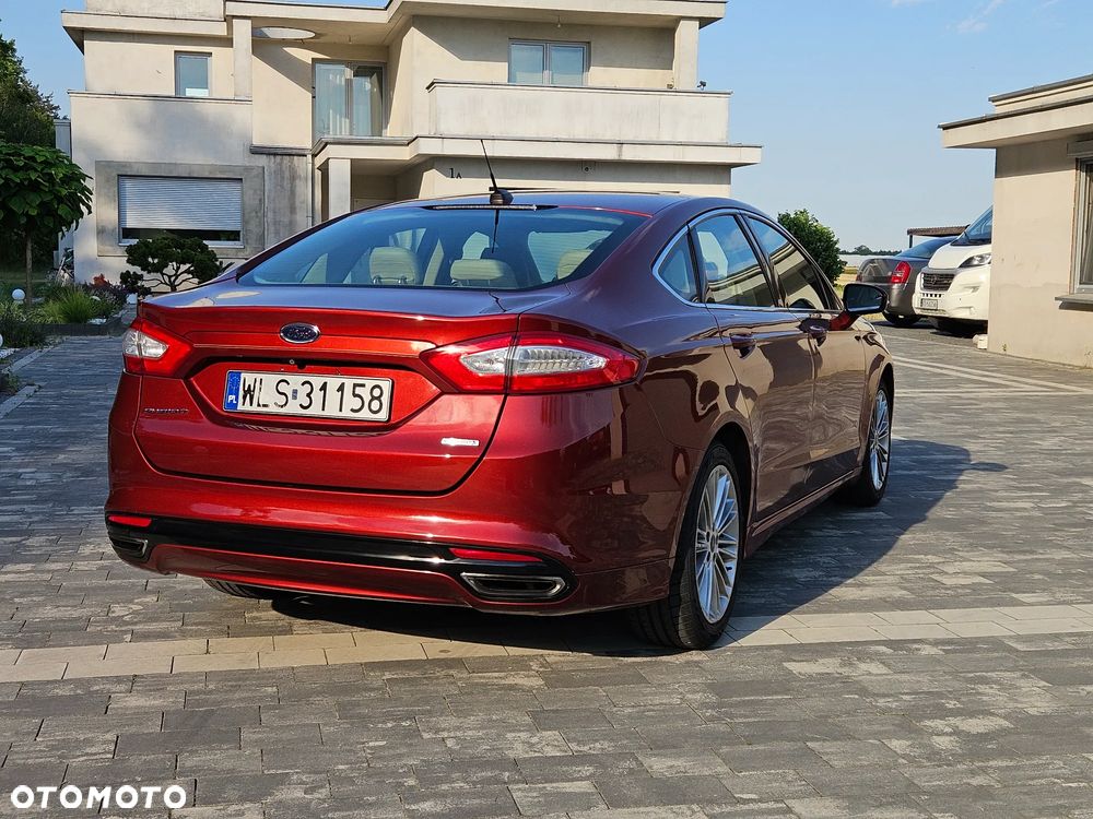 Ford Fusion - 10