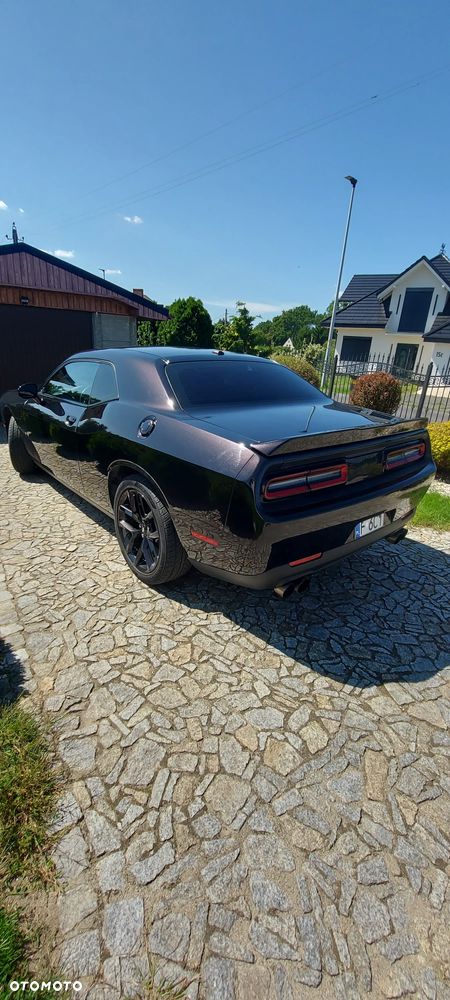 Dodge Challenger 3.6 SXT - 3