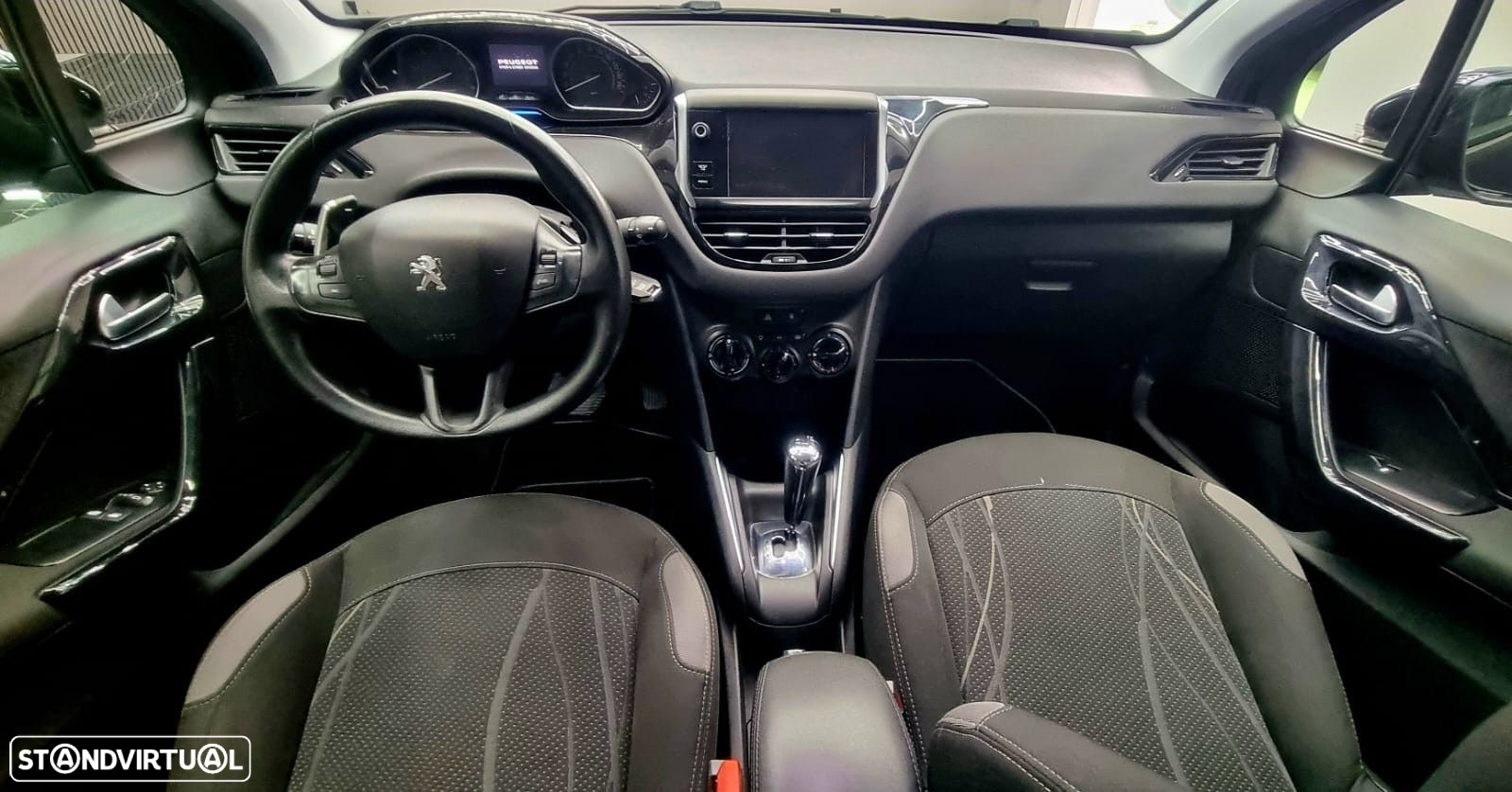 Peugeot 208 1.4 HDi - 14