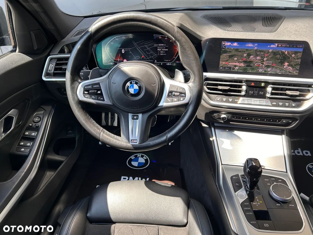 BMW Seria 3 320d xDrive MHEV M Sport sport - 28