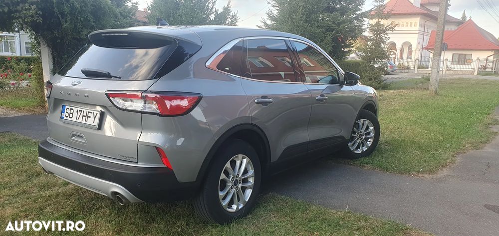 Ford Kuga 1.5 EcoBoost 2x4 Titanium - 5