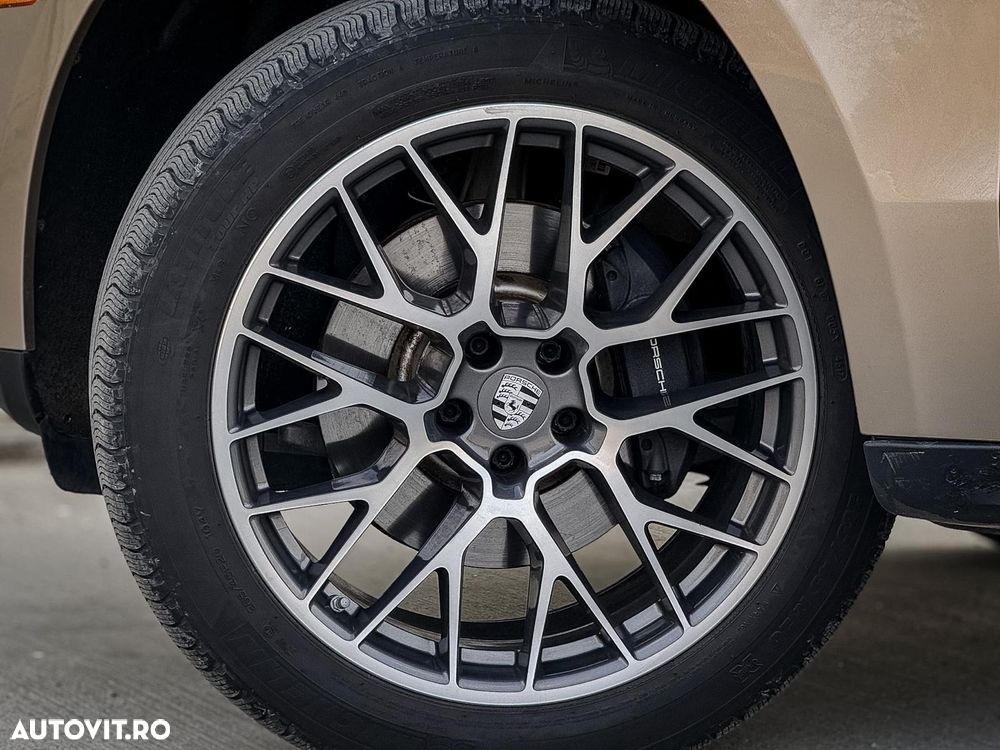 Porsche Macan PDK - 26