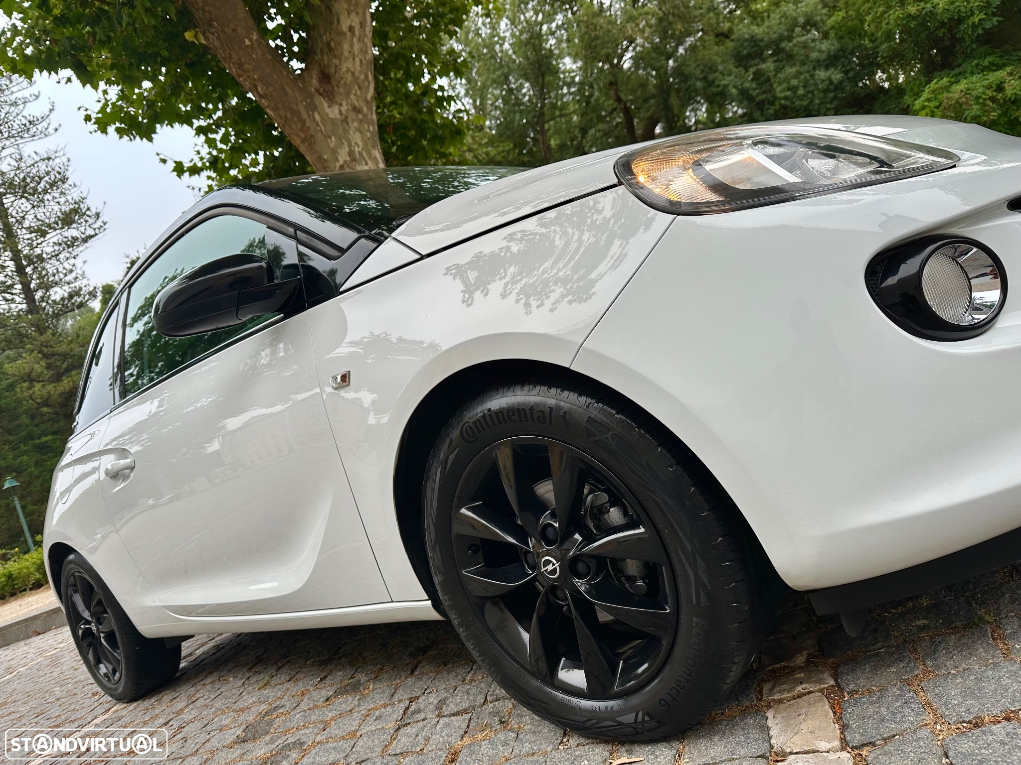 Opel Adam 1.2 Glam - 20