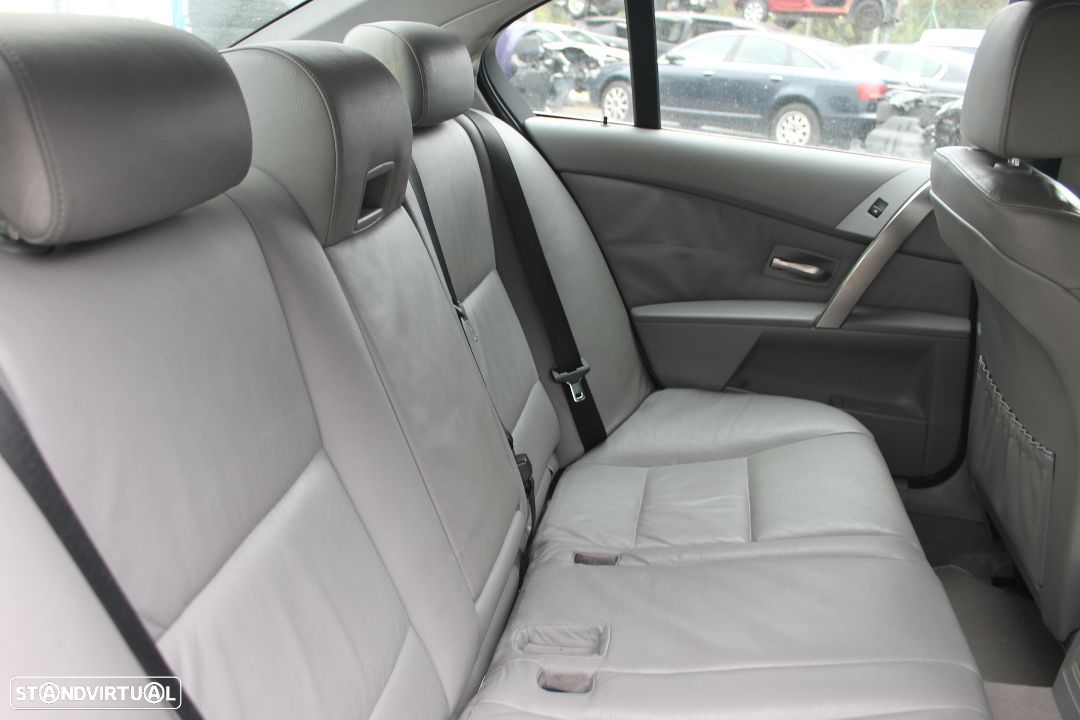 BMW  530 de 2004 - 13