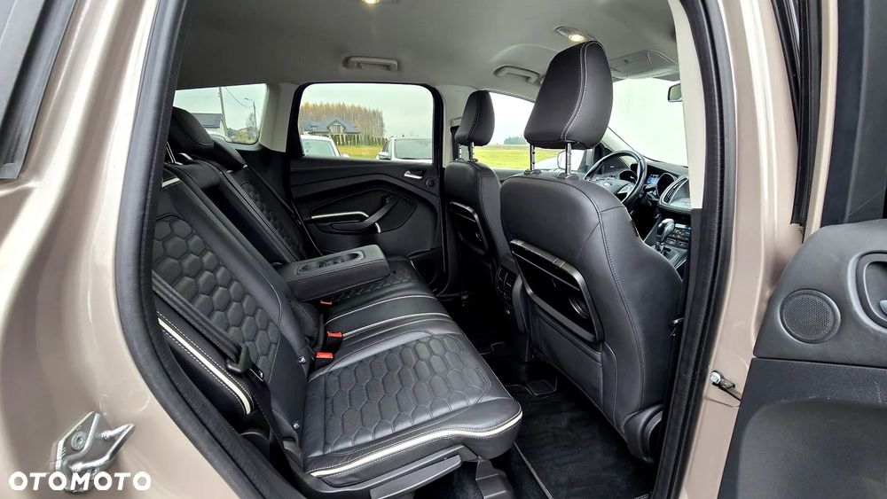 Ford Kuga 2.0 TDCi 4x4 Vignale - 31