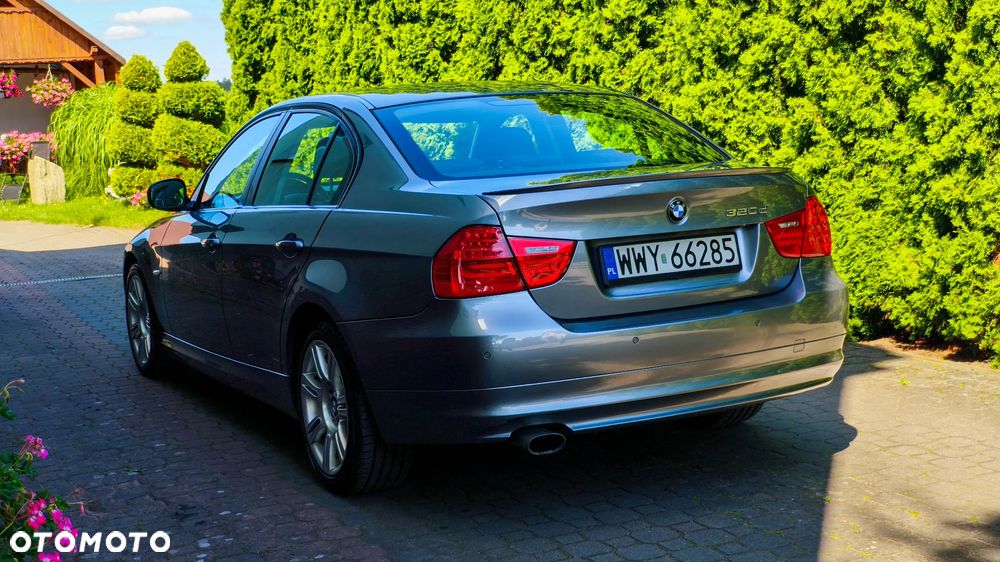 BMW Seria 3 320d DPF - 6