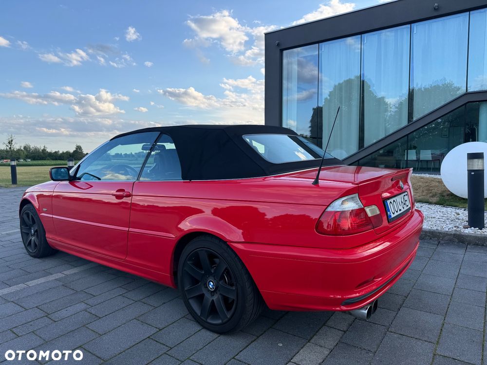 BMW Seria 3 323i - 9