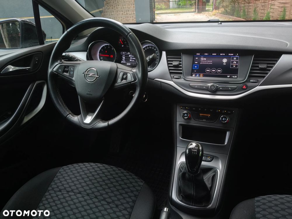 Opel Astra 1.2 T Edition S&S - 22