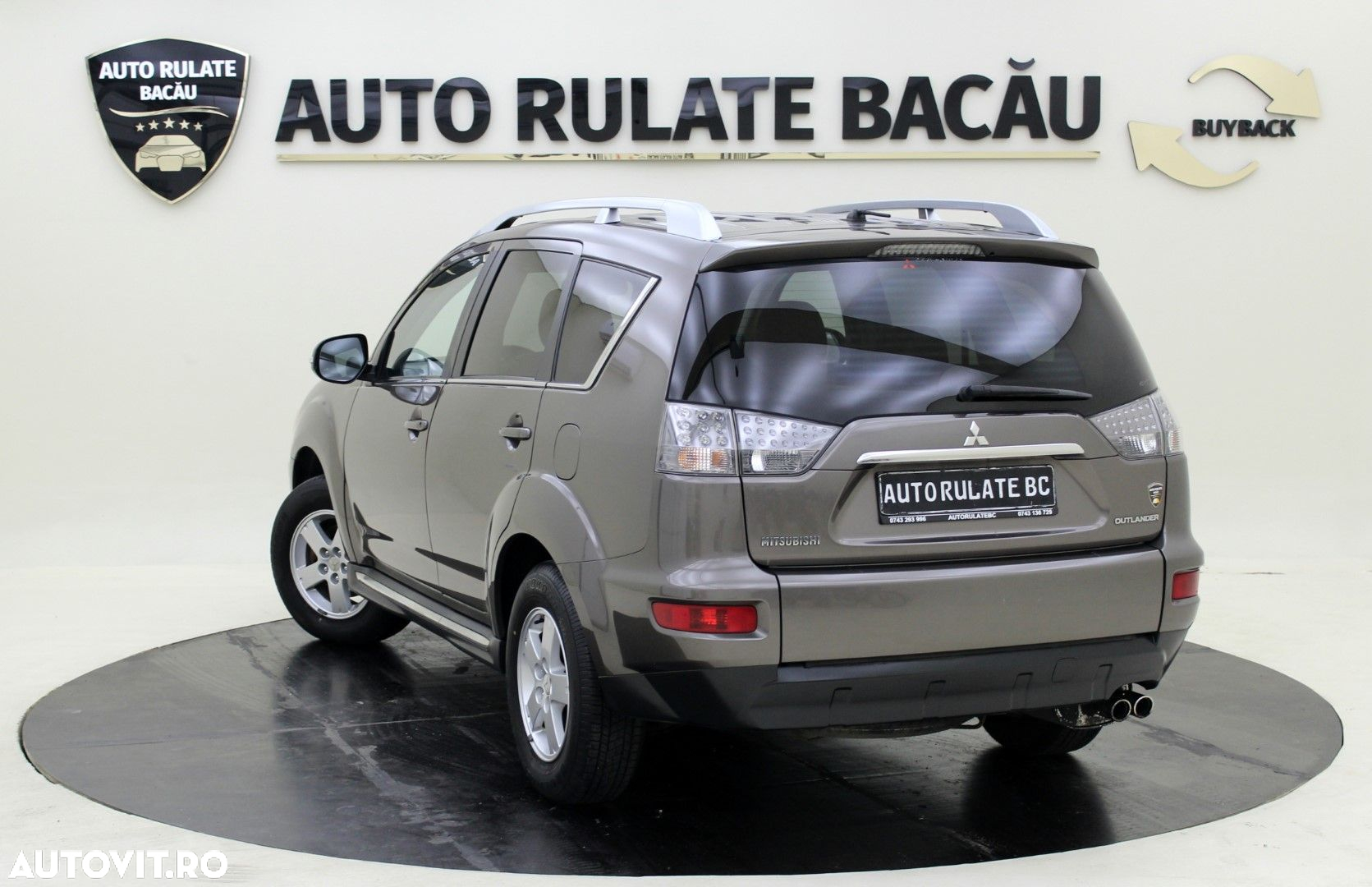 Mitsubishi Outlander - 7