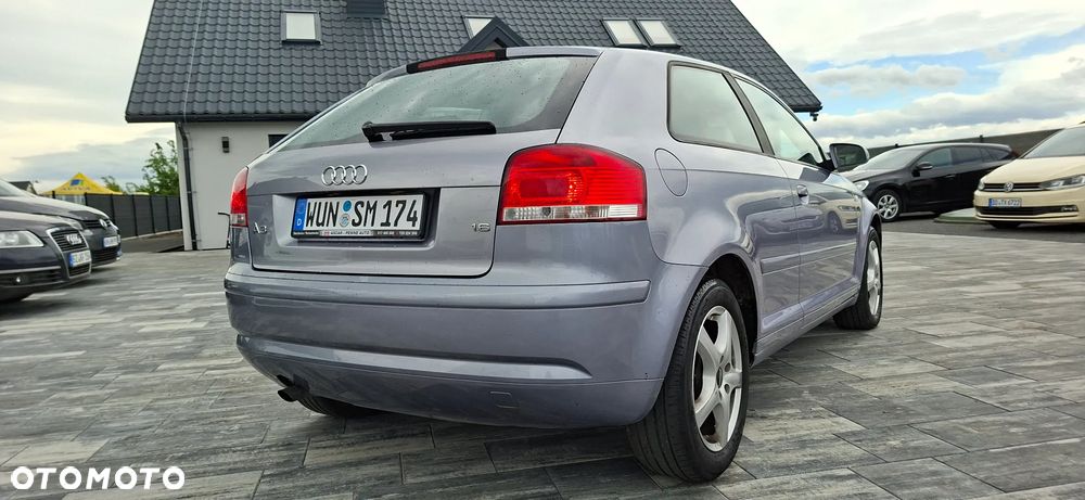 Audi A3 3-drzwiowe 1.6 Ambiente - 5