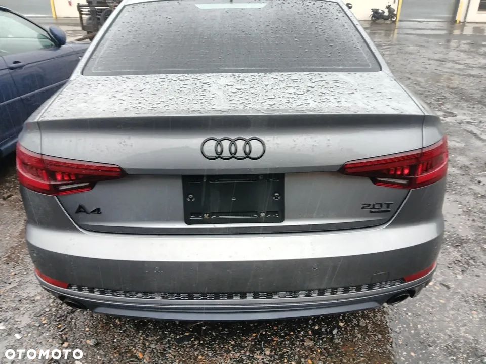 Audi A4 Limousine - 31