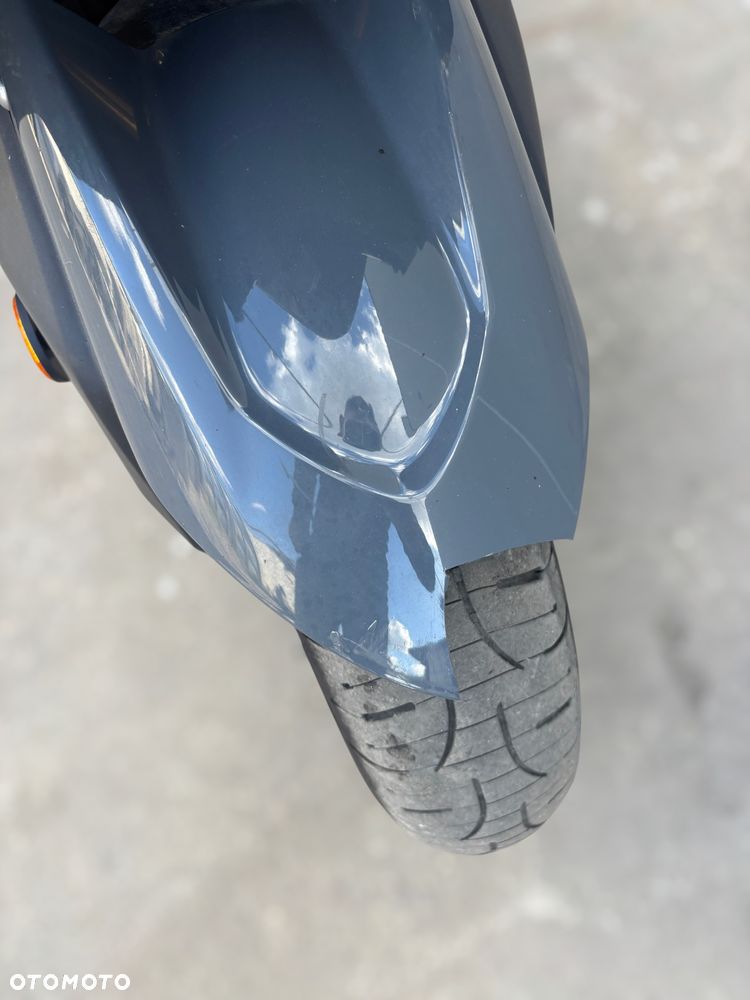 Yamaha Tmax - 17