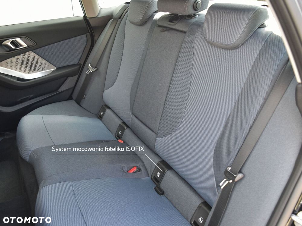 BMW Seria 2 216i - 23