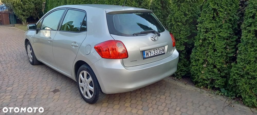 Toyota Auris 1.4 VVT-i - 4