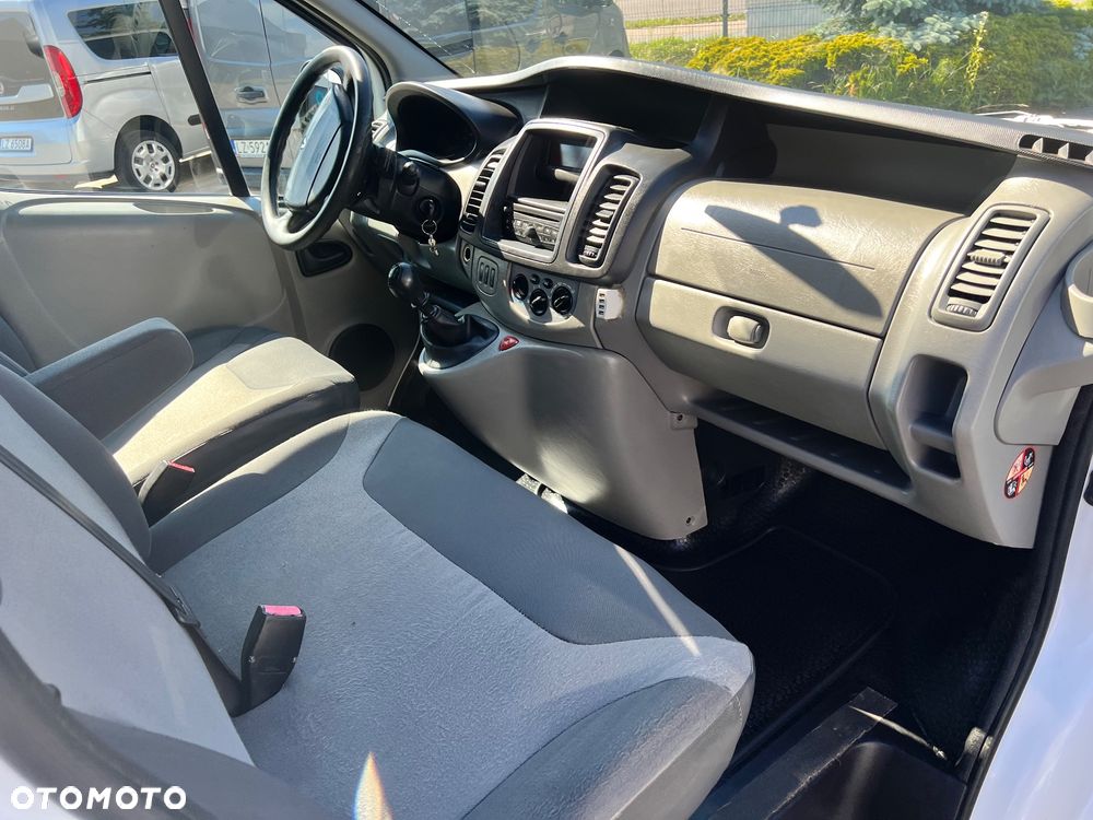 Renault Trafic - 31