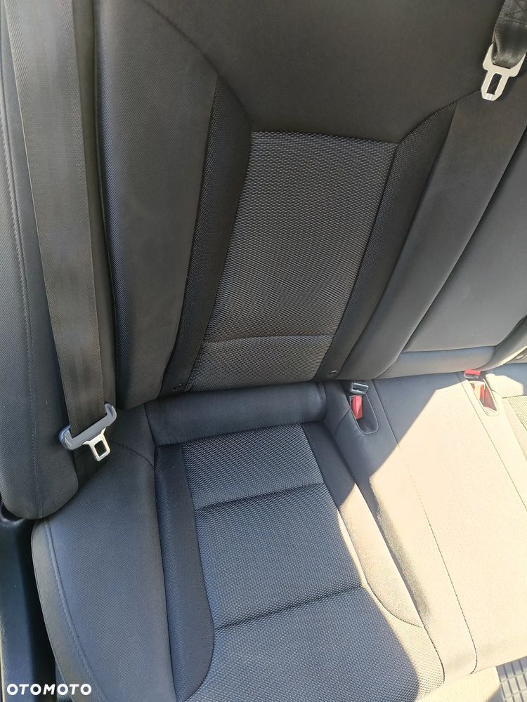 Hyundai i40 1.6 GDI Comfort + - 11