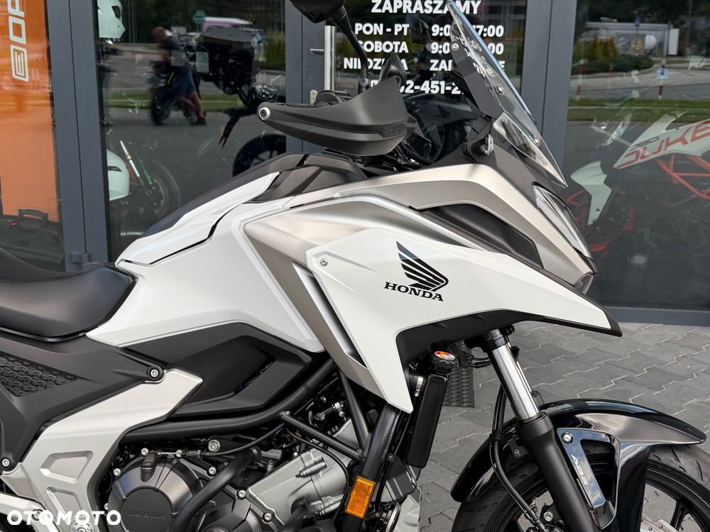 Honda NC - 8