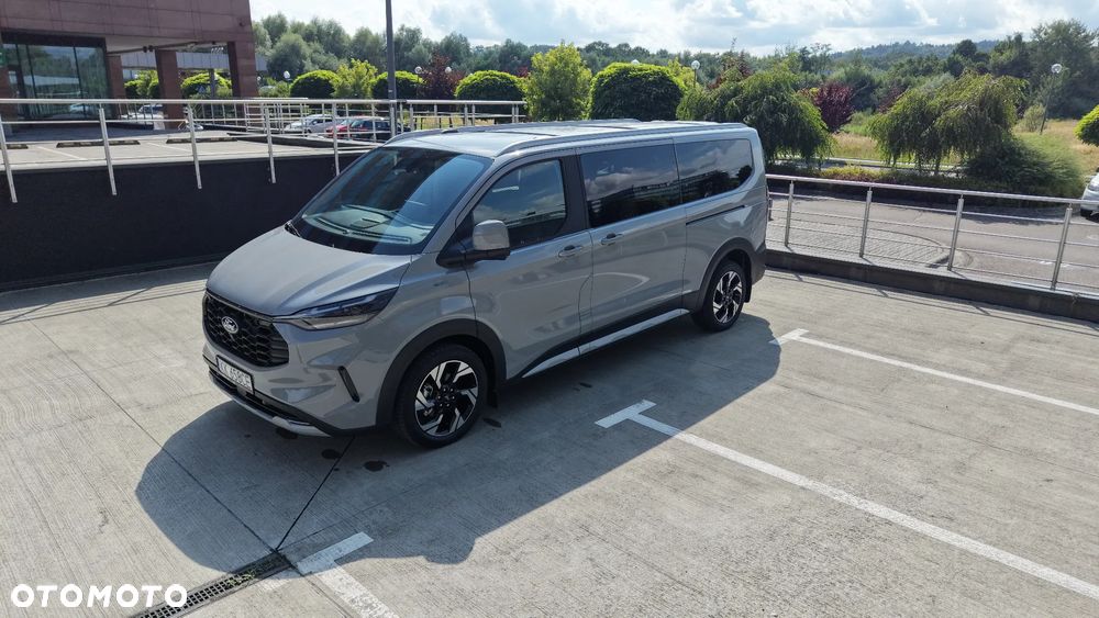 Ford Tourneo Custom - 16