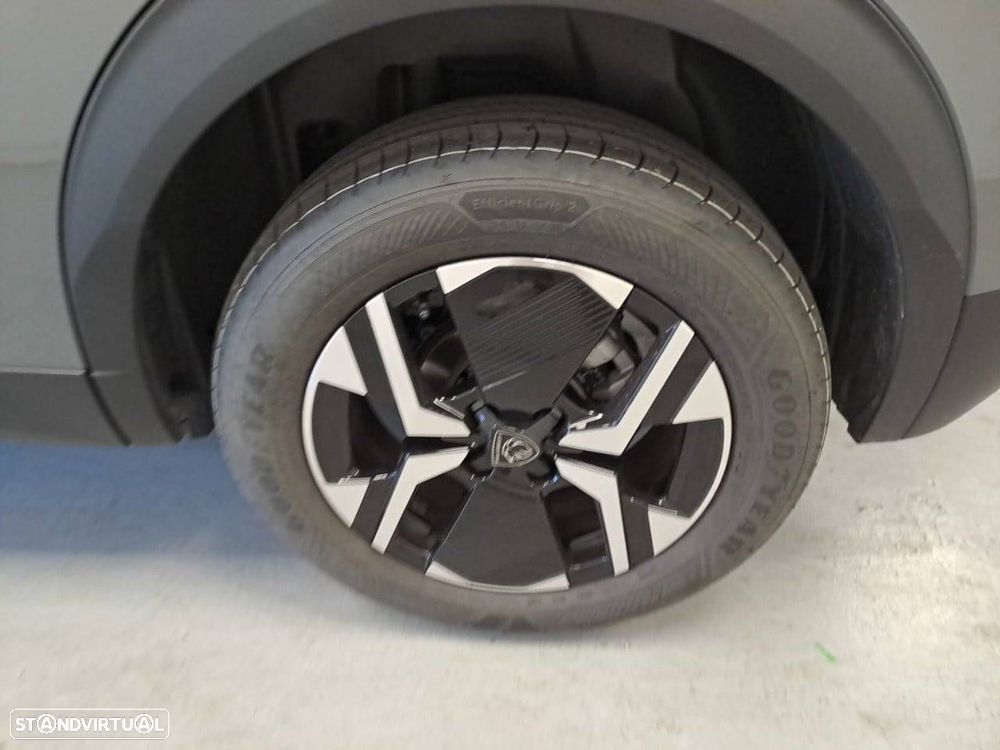 Peugeot 2008 1.2 Allure - 11