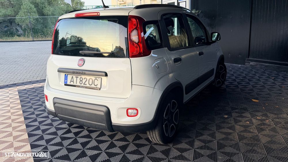 Fiat Panda 1.0 Hybrid Launch Edition - 8