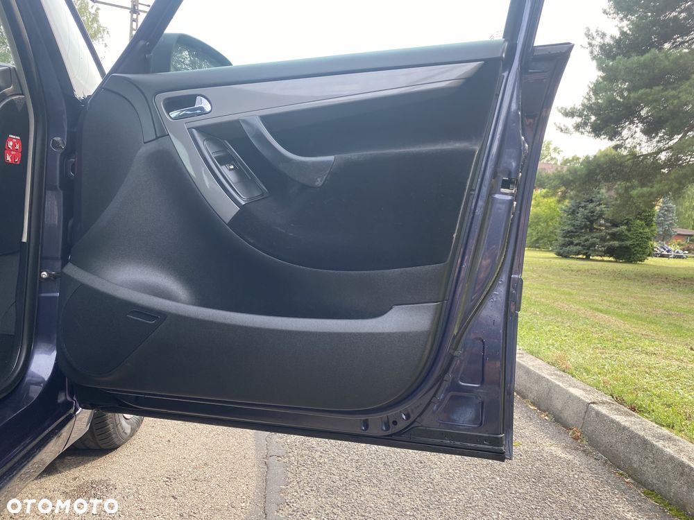 Citroën C4 Grand Picasso 1.8 16V Confort - 20