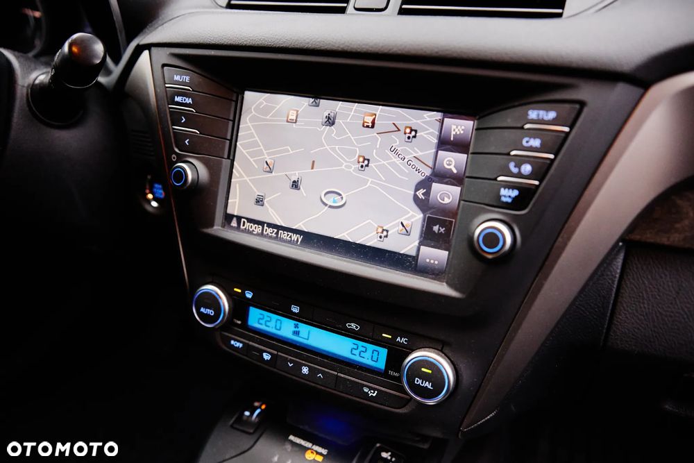 Toyota Avensis 2.0 D-4D Prestige - 34